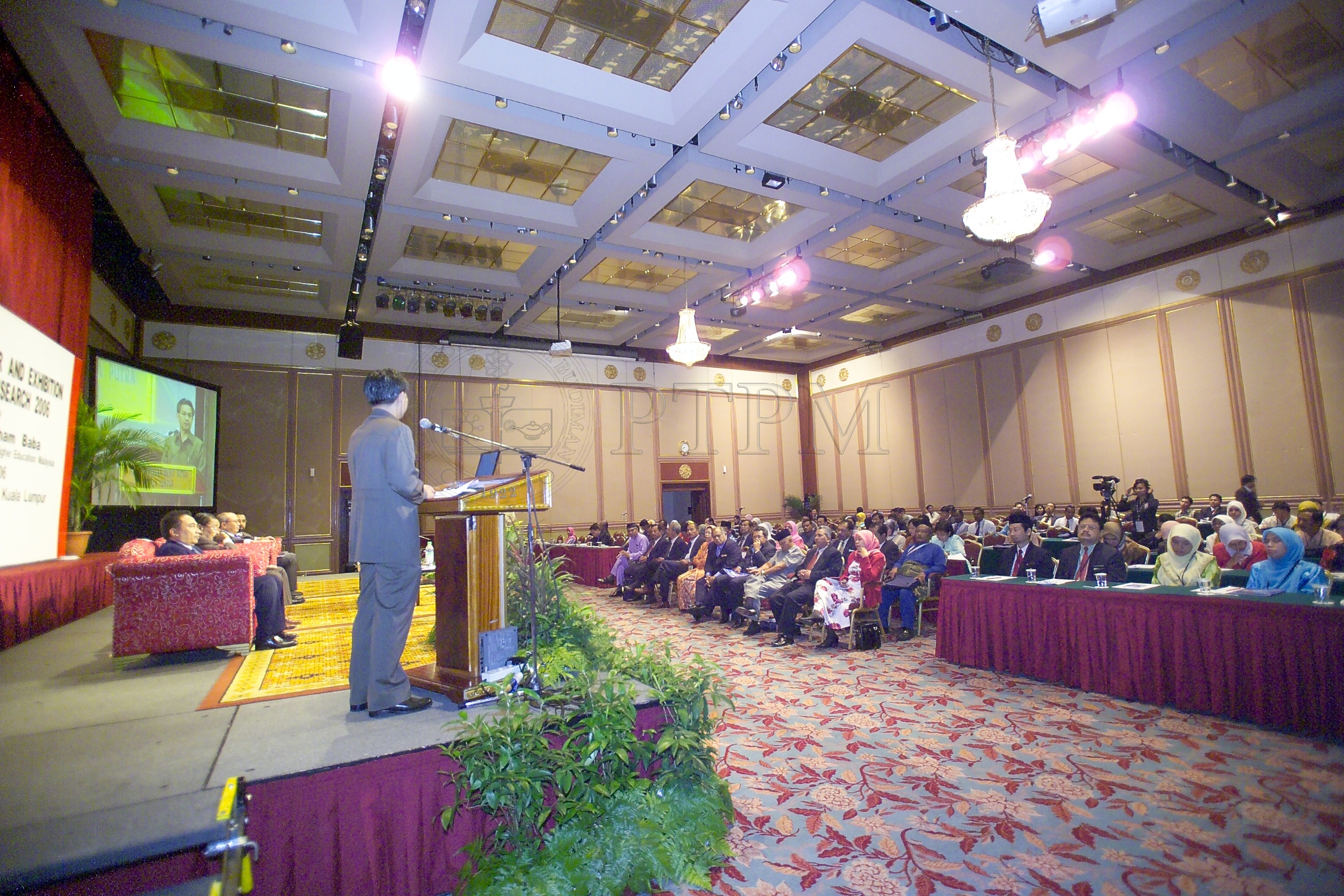 PTPM 06 23 eduresearch D9X40550